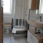 Duesselapartment * هان