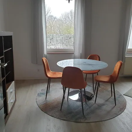 Duesselapartment شقة *